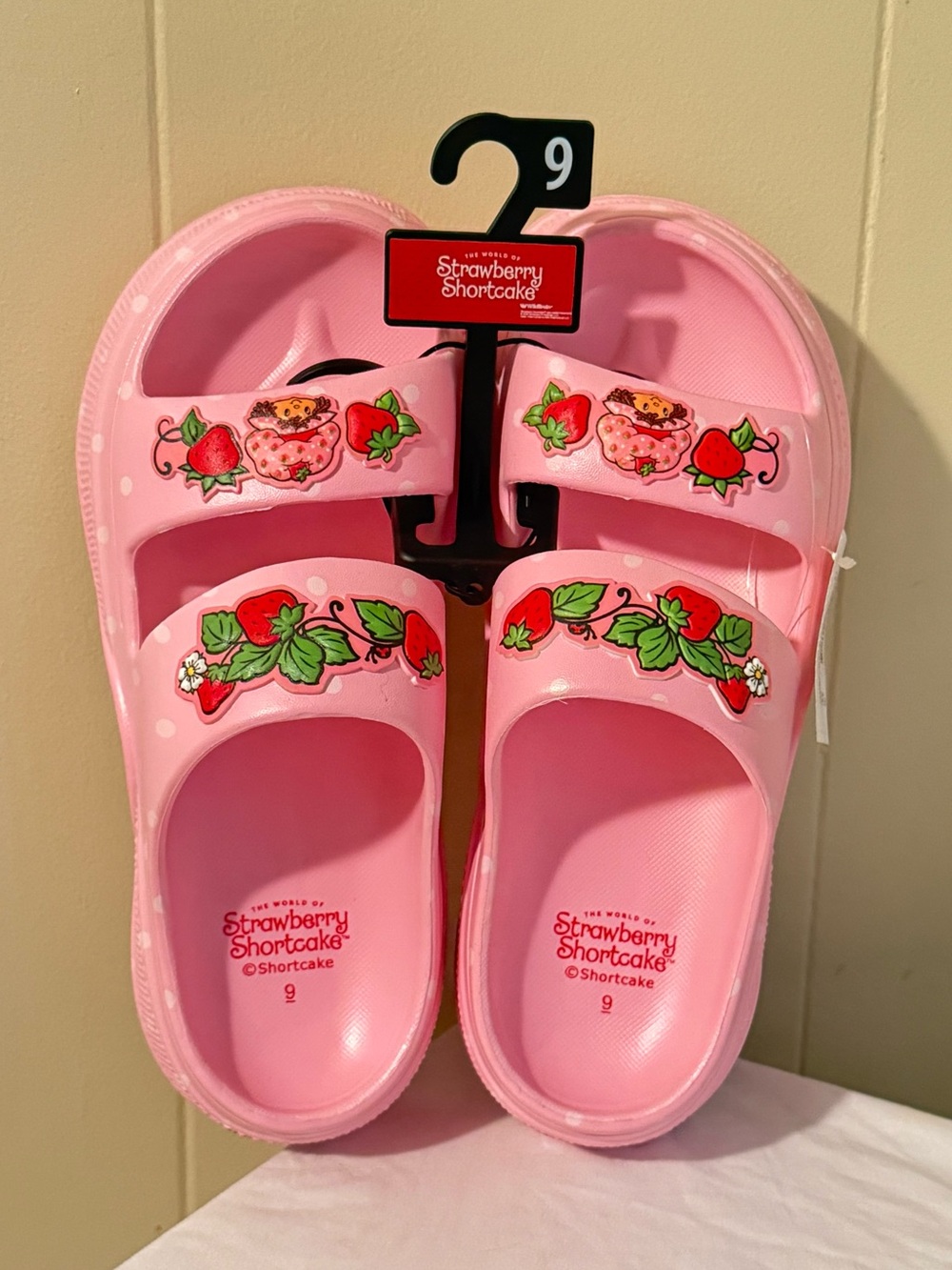 Strawberry Shortcake Pink Slide Sandals for Women’s Size 9